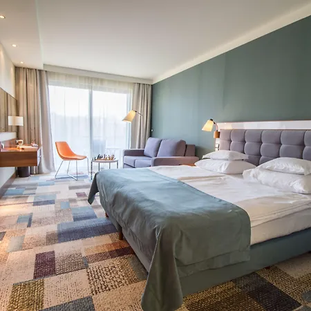 Aquarius Spa 5* كولوبرزيغ